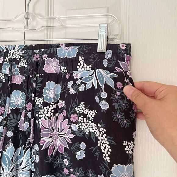 Ann Taylor LOFT Floral Lightweight Wide Leg Drawstring Pull On Multi Color Pants - Picture 7 of 10
